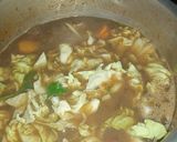 Foto langkah ke 2 dari resep Sayur Sup Kuah Konro.