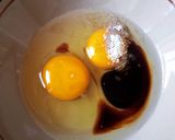 Foto langkah ke 1 dari resep Telur dadar kecap.