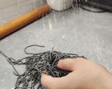 Fekete házitészta Picipirostól recept fázis 7 fotója