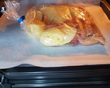 Foto del paso 5 de la receta: Pollo al horno en bolsita 3 👌