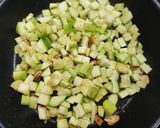 Foto del paso 2 de la receta: Revuelto de calabacín