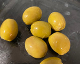 Foto del paso 4 de la receta: Salmorejo con crujiente de aceitunas, sin pan