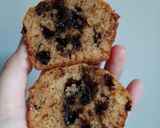 Foto langkah ke 6 dari resep Bakery Style Vanilla Chocochips Muffin.