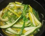 Foto del paso 3 de la receta: Salteado/salsa de verduras para acompañar... Fit