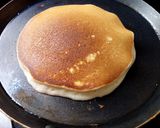 A picture of step 4 of My fluffy pancakes recipe.