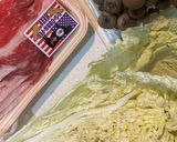 Foto langkah ke 1 dari resep Mille - Feuille Nabe.