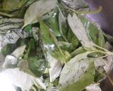 Foto del paso 2 de la receta: Canutos chicos en salsa verde y pescadito frito 🇵🇪