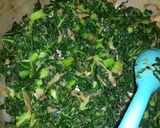 Foto del paso 2 de la receta: Tortilla de Kale (col rizada) imperdible!