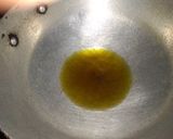 A picture of step 2 of Palak Aloo.