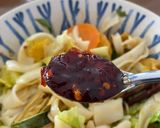 A picture of step 6 of Vegetarian Mì Quảng.