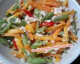 Foto langkah ke 4 dari resep Tumis buncis wortel.