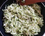 Glutén- és tejmentes cukkinifőzelék recept fázis 2 fotója