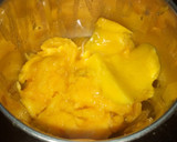 மேங்கோ மில்க்க்ஷேக் ரெசிபி ஸ்டேப் 1 புகைப்படம்