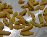 Foto langkah ke 3 dari resep Kue bawang gunting (super harum bawang banget).