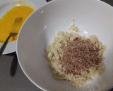 Foto del paso 3 de la receta Pizza con base coliflor, de setas y pollo al curry