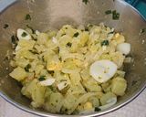 Foto do passo 8 de Salada de chuchu, ovos e cebola