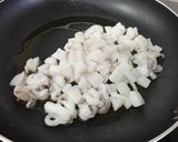 Foto del paso 1 de la receta: Paella de sèpia con bajocones