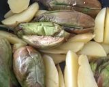 A picture of step 4 of Baigan aloo in pickle gravy.