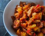 Foto langkah ke 6 dari resep Sapi Kentang dan Baso Bumbu Merah.