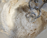 Foto del paso 3 de la receta: Pan de hamburguesa tipo brioche