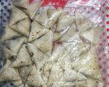 A picture of step 9 of One Bite Chicken Samosa.