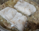 Foto del paso 4 de la receta: Merluza con setas