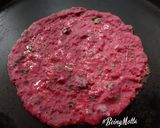 A picture of step 4 of Oats Beetroot Dosa.