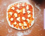 Hình bước làm 4 của món Pizza đế giòn