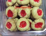 Foto langkah ke 7 dari resep Thumbprint Cookies.