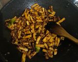 Foto langkah ke 4 dari resep Kering campur tahu tempe balado.