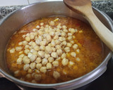 Foto del paso 3 de la receta: Garbanzos y alubias en cascote