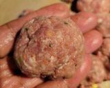 A picture of step 3 of Albóndigas (Mexican Meatballs).
