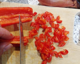 Foto del paso 2 de la receta: Ensaladilla picante de aguacate y cangrejo