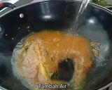 Foto langkah ke 5 dari resep Rebung Rebon Kuah Kuning.
