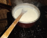 Foto del paso 4 de la receta: Salsa blanca casera (ración para acompañar una comida)