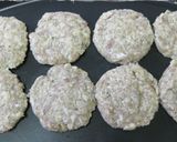 รูปขั้นตอนการทำที่ 3 ของ เบอร์เกอร์หมูกับสลัดผักต้ม
