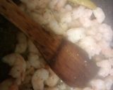 Foto del paso 2 de la receta Gambas con guindilla