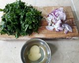 A picture of step 1 of Spinach Nderema Egg combo.