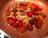 A picture of step 1 of Fresh tomato basil pasta.