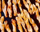 Foto del paso 4 de la receta: CHURRINCHES DE QUESO 🥓🧀🥓🧀🥓🧀