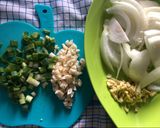 Foto langkah ke 1 dari resep Ayam Goreng Mentega.