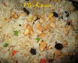 A picture of step 3 of Thai Pineapple Fried Rice (KHAO PHAD SAPPAROT).