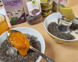 Pisztáciás és barackos jégkrém chia maggal (glutén-,tej-,hozzáadott cukormentes) recept fázis 1 fotója