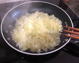 Foto del paso 3 de la receta: Solomillo de cerdo con champiñones y reducción de cava