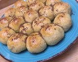 A picture of step 8 of Honeycomb Bread with Chocolate Filling.