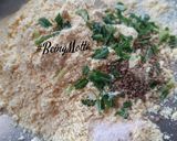 A picture of step 1 of Makki ki Roti.