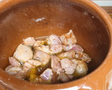Foto del paso 2 de la receta: Pavo guisado con berenjenas al estilo sefardí