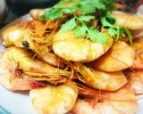 รูปขั้นตอนการทำที่ 2 ของ กุ้งทะเลนึ่งเกลือ