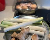 Foto del paso 1 de la receta: Crema de champiñones y puerros