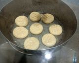 A picture of step 3 of Diet biscuits in 2 colours 🍪 🍪.